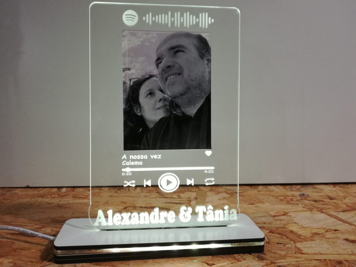 Candeeiro led "Spotify" - Image 1