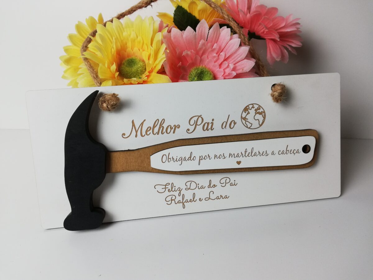 Placa com martelo - Image 1