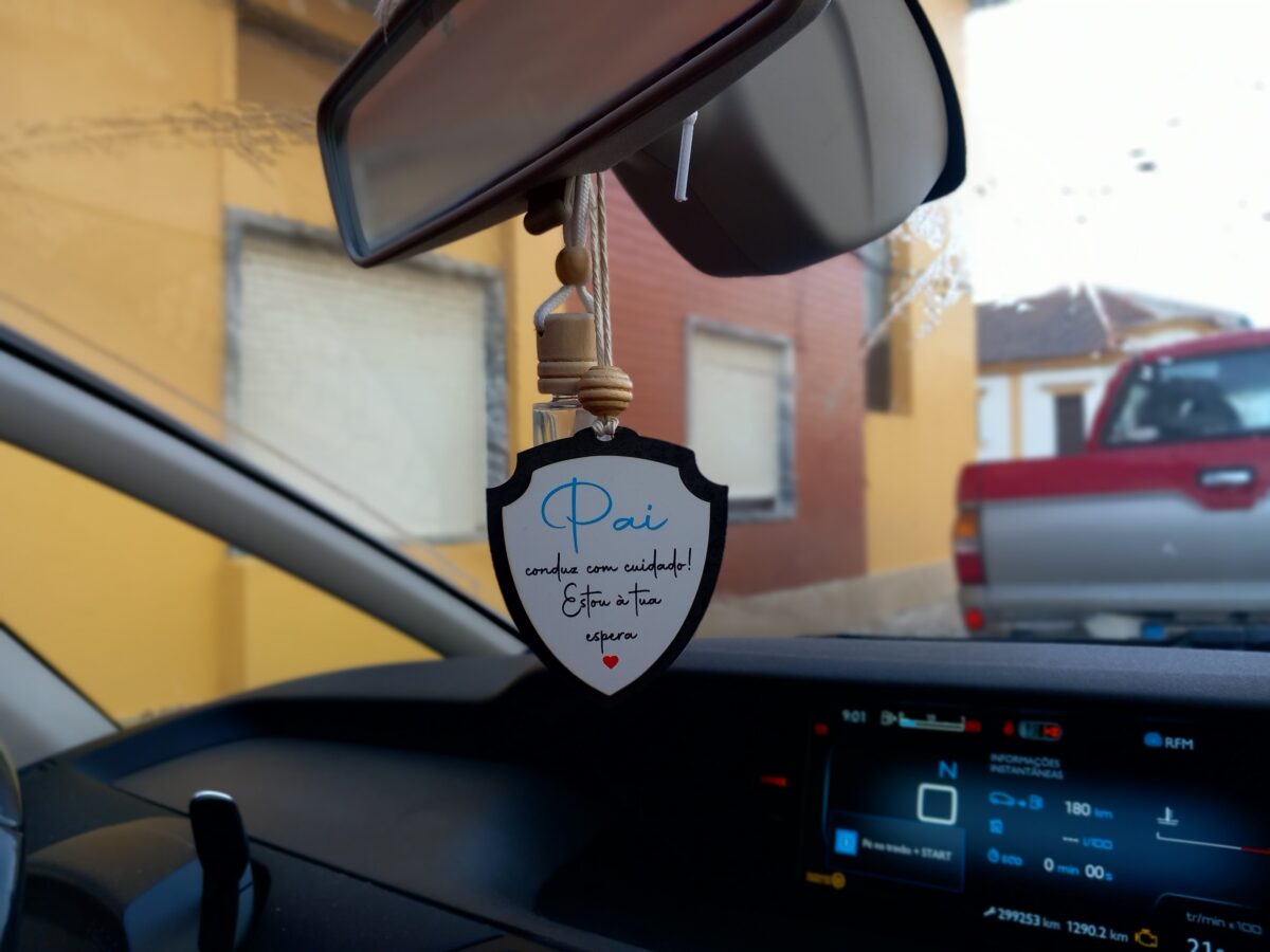 Pendente carro - Image 2