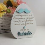 Ovo com suporte Padrinho